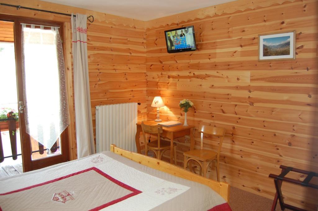 Au Bon Logis Hotel Risoul Quarto foto